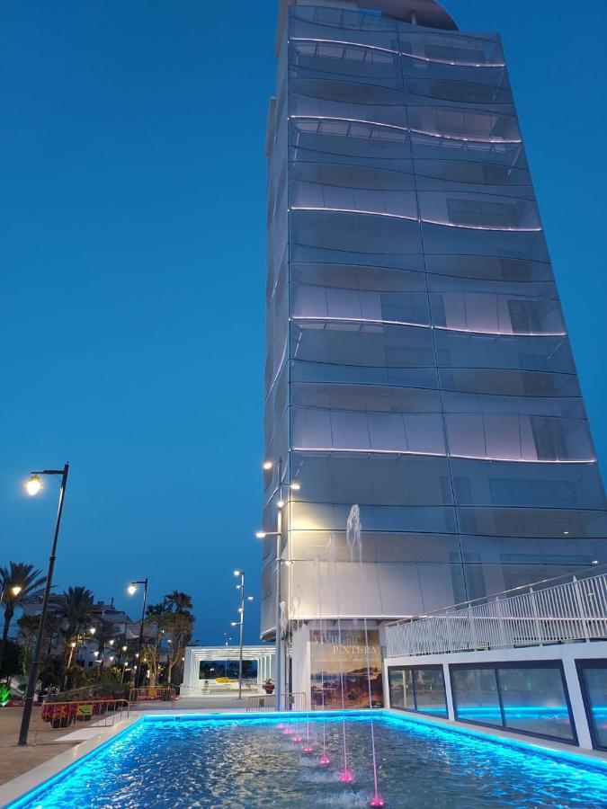 Apartamento A 150 Metros De La Playa Y Del Puerto Deportivo Estepona Exterior foto